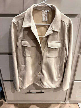 Utility Jacket in Beige Size Large Like New